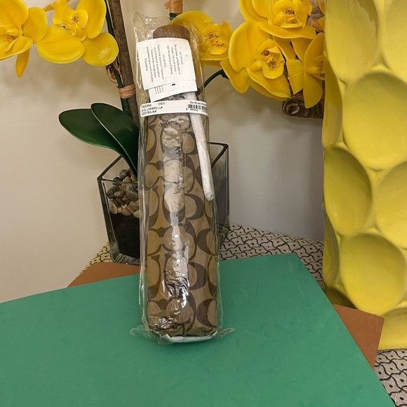 NWT COACH Designer Umbrella - Unisex - Picture 3 of 8